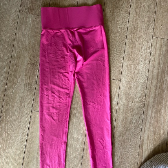 Like new only worn once - Picture 2 of 2